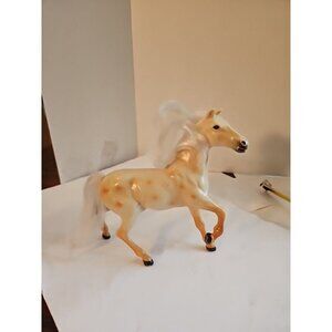 M.T.H.K. Plastic Model Toy Horse with Hail on Tail and Mane 1996
